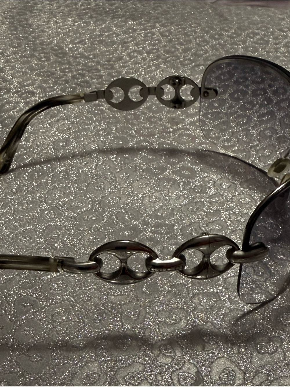 Gucci Rimless Shield Sunglasses - Smoke Gray please do not send offer under $300 - Picture 5 of 9